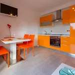 شقة Atemberaubendes Nur 100 Meter Zum Mit Sauna, Rooftop, Meerblick *