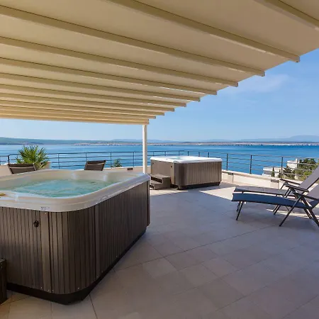 Atemberaubendes Nur 100 Meter Zum Mit Sauna, Rooftop, Meerblick Apartment