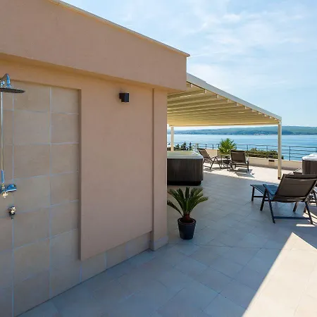Atemberaubendes Nur 100 Meter Zum Mit Sauna, Rooftop, Meerblick Apartment *