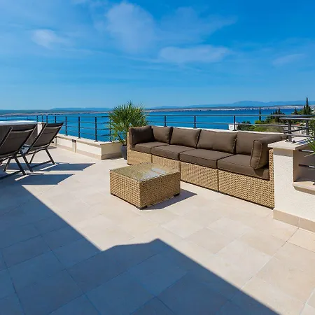 Atemberaubendes Nur 100 Meter Zum Mit Sauna, Rooftop, Meerblick *