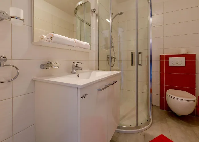 Apartment Atemberaubendes Nur 100 Meter Zum Mit Sauna, Rooftop, Meerblick